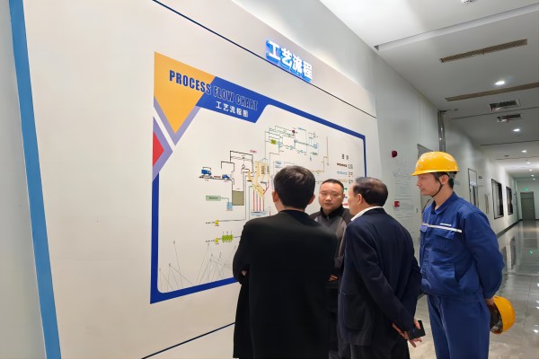 1713358619880802.jpg 德興市組織部部長(cháng)江文至德興海創(chuàng )參觀(guān)調研 (1).jpg